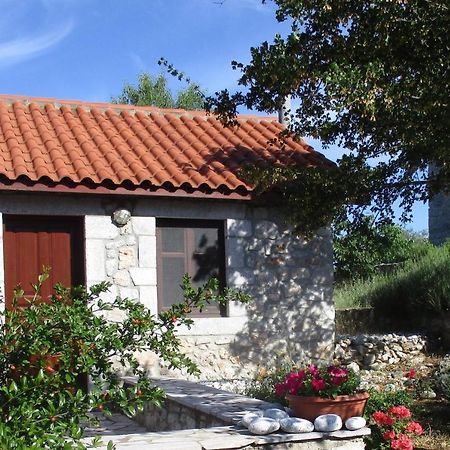 Arcadian Stone House In A Quiet Landscape, Leonidion Poúlithra Exterior foto